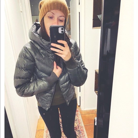 NWOT The North Face Down Jacket with Hood -Hey Mama Bomba in Graphite Gray - Picture 4 of 4